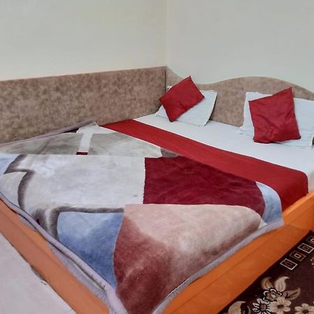 Hotel Amar Palace Pachmarhī Esterno foto