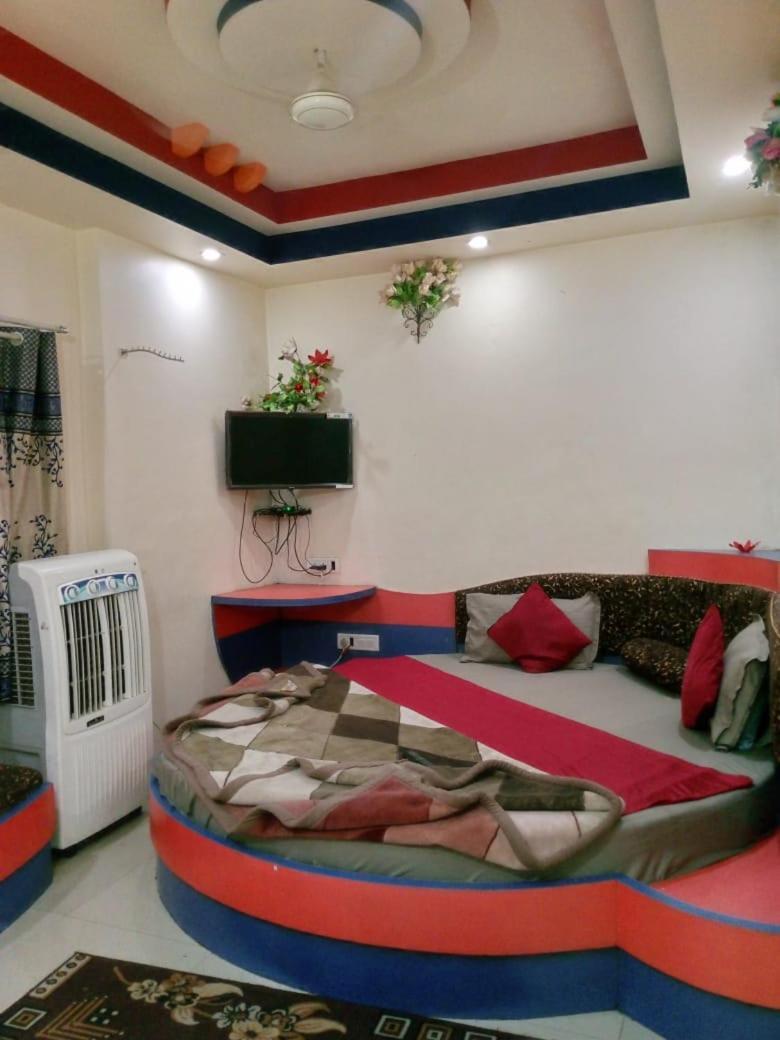 Hotel Amar Palace Pachmarhī Esterno foto