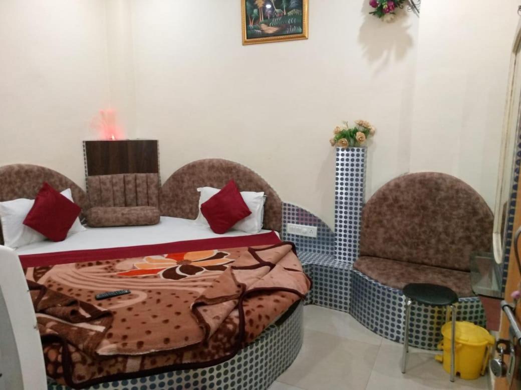 Hotel Amar Palace Pachmarhī Esterno foto